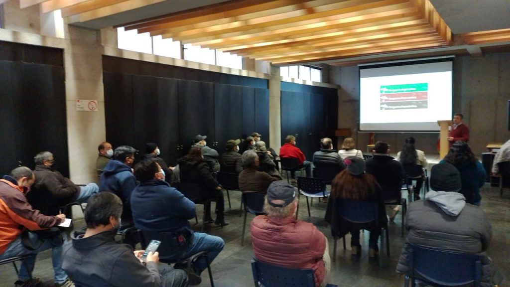 AGROSEGUROS DEL MINAGRI REALIZA CONVERSATORIO CON AGRICULTORES DE COQUIMBO SOBRE LOS SEGUROS PARA EL AGRO